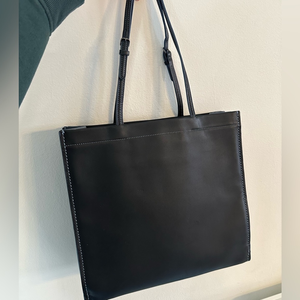 Coach navy blue Leather Tote